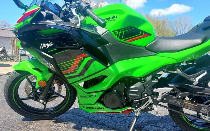 2024 Kawasaki Ninja® 500 KRT Edition