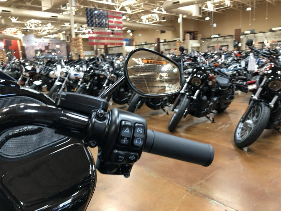 2024 Harley-Davidson® FLTRT - Road Glide® 3