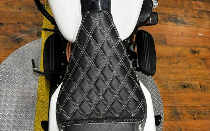 2016 Harley-Davidson® Street Glide® Special CRUSHED ICE PRL