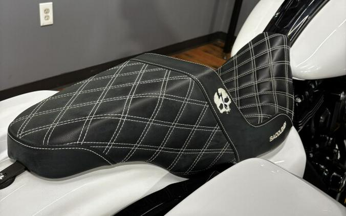 2016 Harley-Davidson® Street Glide® Special CRUSHED ICE PRL