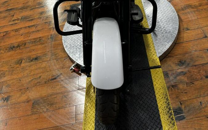 2016 Harley-Davidson® Street Glide® Special CRUSHED ICE PRL