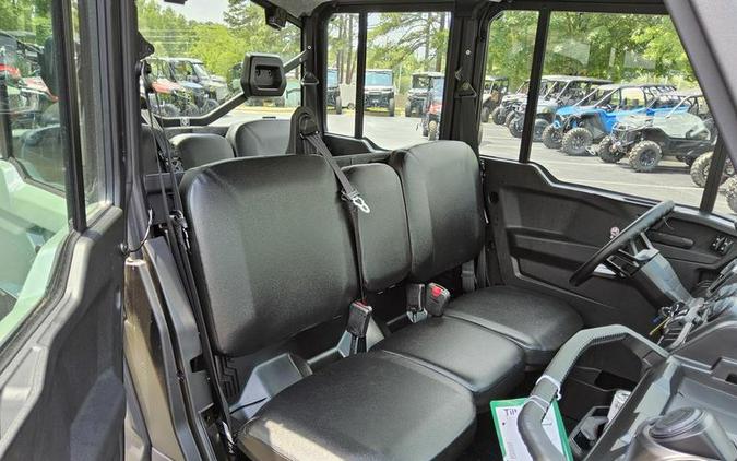 2026 Can-Am® Defender MAX DPS CAB HD10