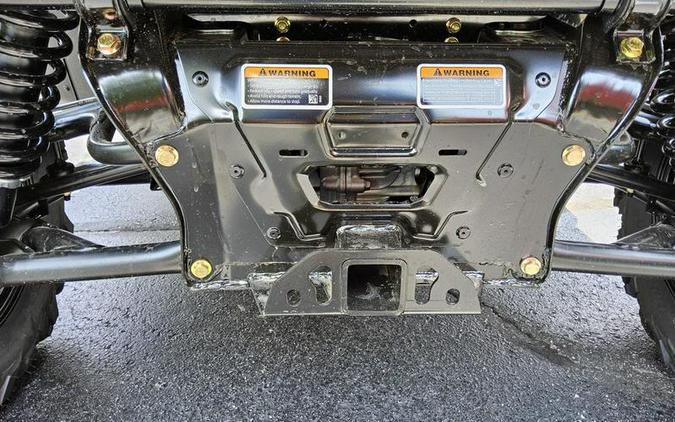 2026 Can-Am® Defender MAX DPS CAB HD10