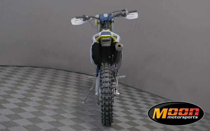 2024 Husqvarna TE 300