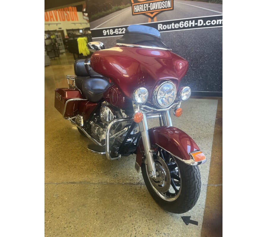 2006 Harley-Davidson Electra Glide® Standard RED PEARL W/PINSTRIPE