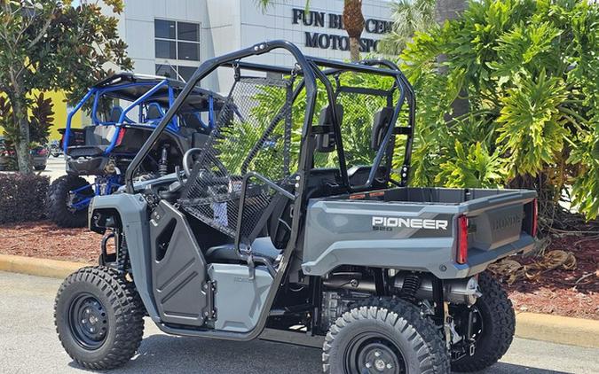 2025 Honda Pioneer 520