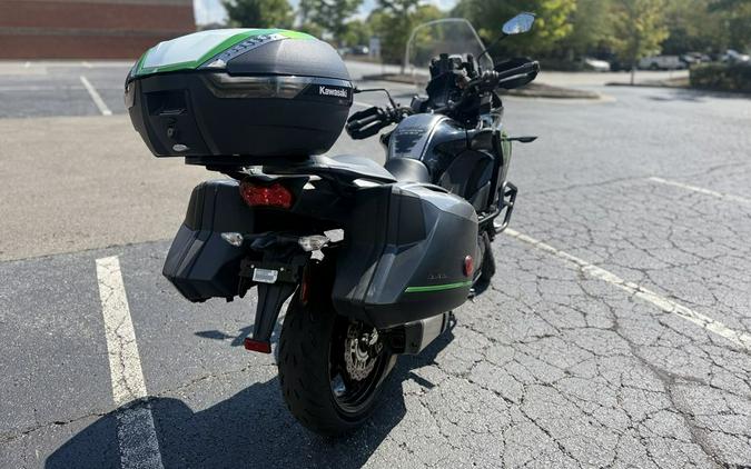 2022 Kawasaki Versys® 1000 SE LT+