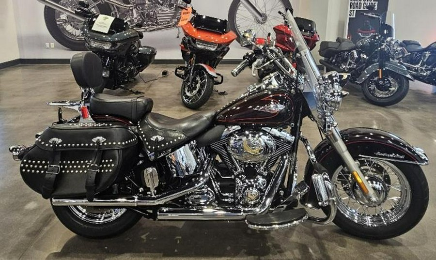 2011 Harley-Davidson® FLSTC - Heritage Softail® Classic