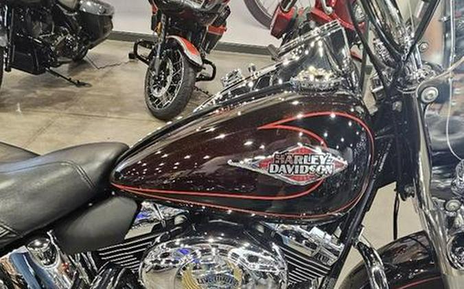 2011 Harley-Davidson® FLSTC - Heritage Softail® Classic