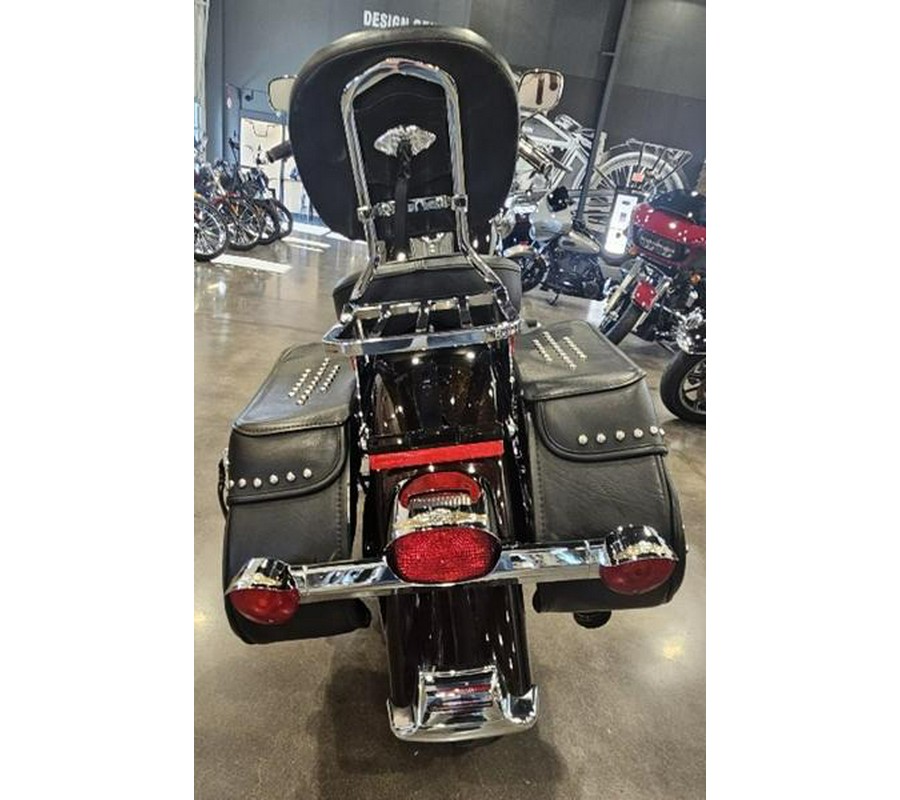 2011 Harley-Davidson® FLSTC - Heritage Softail® Classic