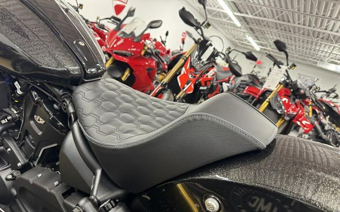 2026 Indian Motorcycle® 101 Scout® Black Crystal with Super Graphite