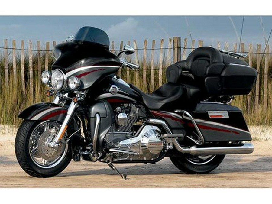 2006 Harley-Davidson CVO™ Screamin' Eagle® Ultra Classic® Electra Glide®