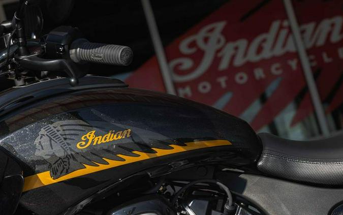 2026 Indian Motorcycle® Challenger® Dark Horse® 112 w/PowerBand Audio Black Crystal w/Black Metalli