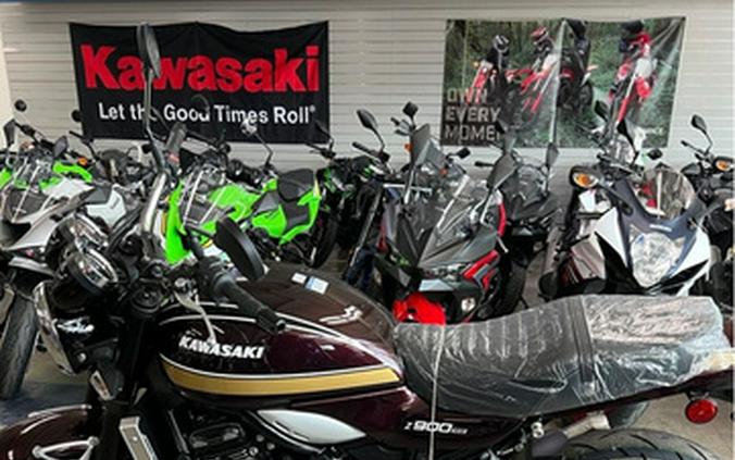 2025 Kawasaki Z900RS ABS
