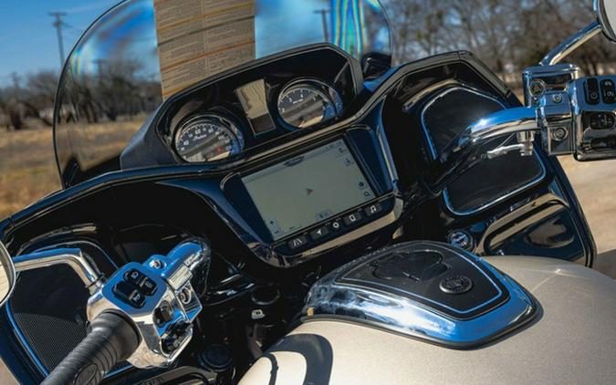 2026 Indian Pursuit Limited 112 W/Powerband Audio Silver Quar