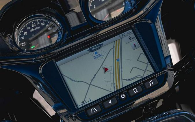 2026 Indian Motorcycle® Pursuit® Limited 112 w/PowerBand Audio Silver Quartz Metallic