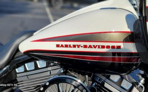 2015 Harley-Davidson Road Glide® Special