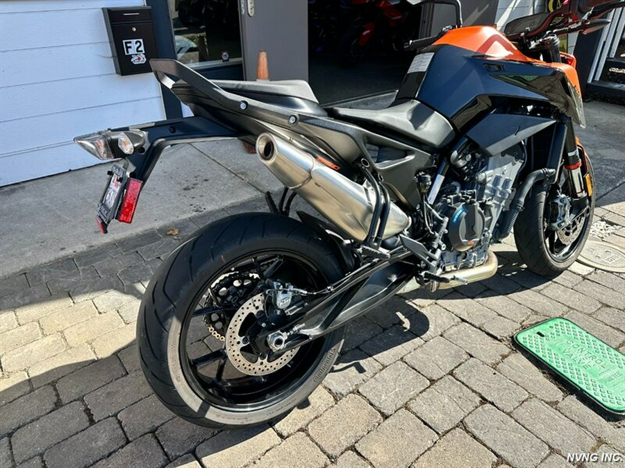 2021 KTM Duke 890