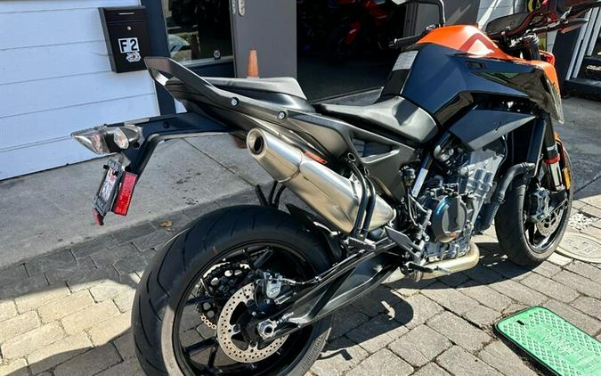 2021 KTM Duke 890