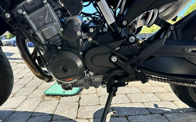 2021 KTM Duke 890