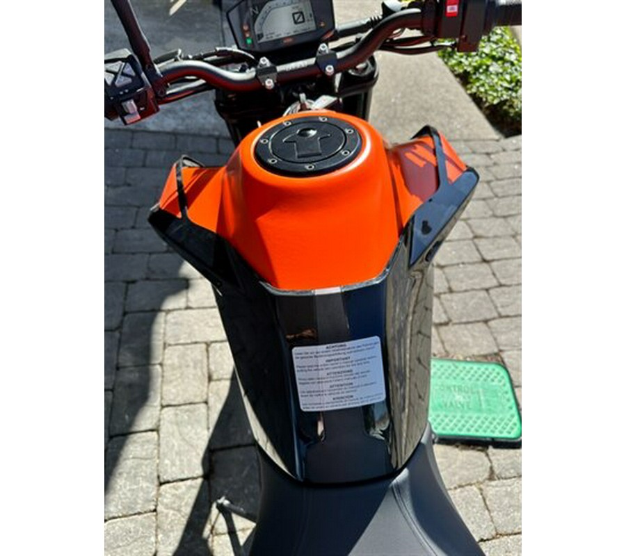 2021 KTM Duke 890