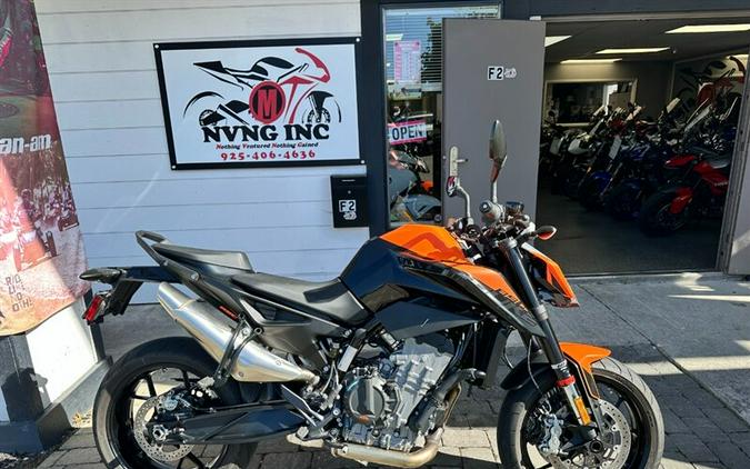 2021 KTM Duke 890