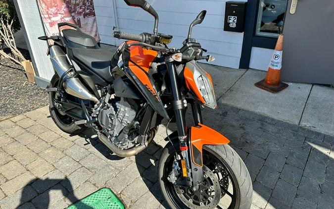 2021 KTM Duke 890