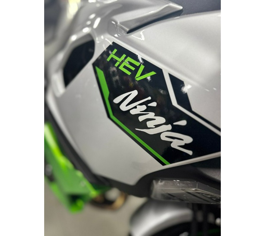 2024 Kawasaki Ninja 7 Hybrid ABS