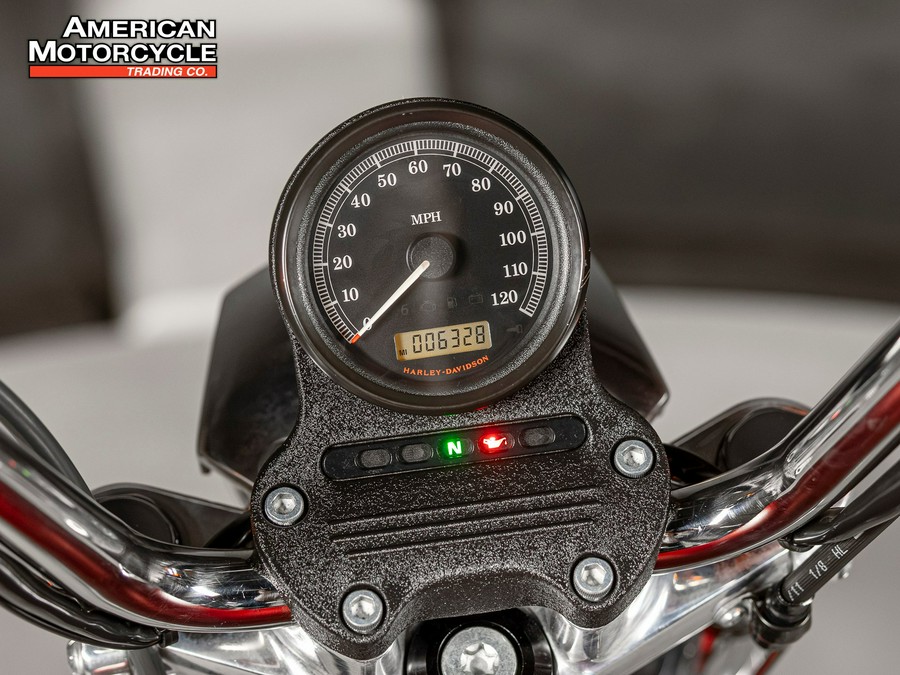 2013 Harley-Davidson Sportster 883 SuperLow