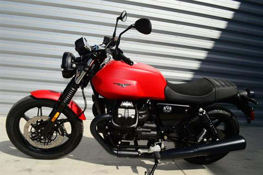 2024 Moto Guzzi V7 Stone