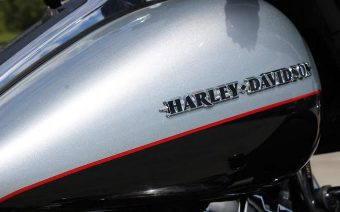 2015 Harley-Davidson® FLHTK - Ultra Limited