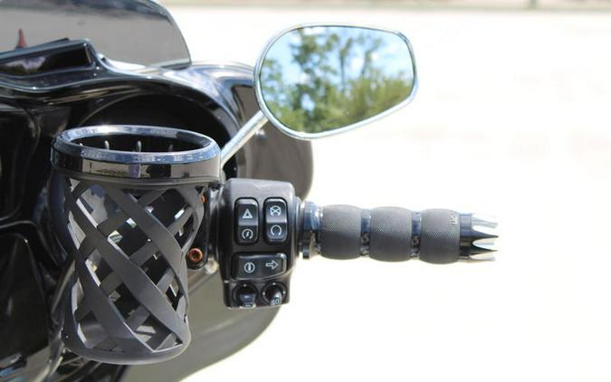 2015 Harley-Davidson® FLHTK - Ultra Limited