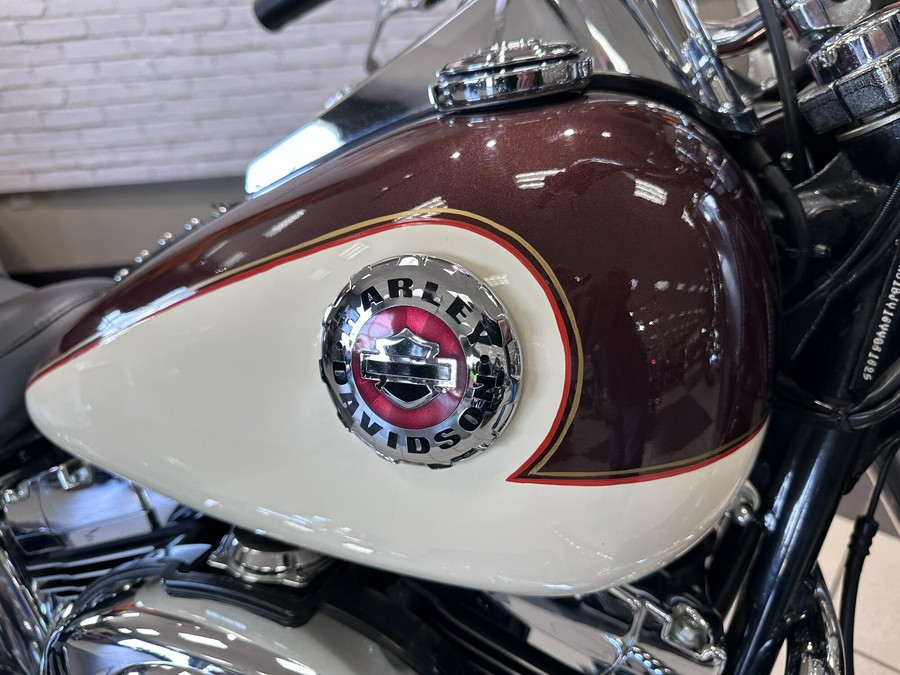 2000 Harley-Davidson® Heritage Softail® Classic white/broen