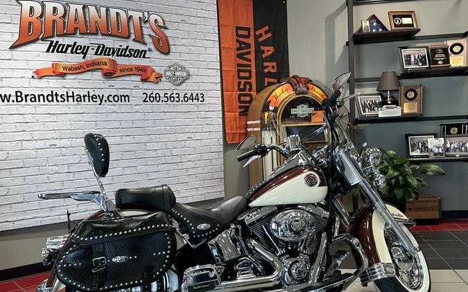 2000 Harley-Davidson® Heritage Softail® Classic white/broen