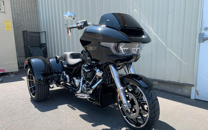 2026 Harley-Davidson® FLTRT - Road Glide® 3