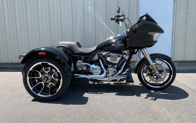 2026 Harley-Davidson® FLTRT - Road Glide® 3