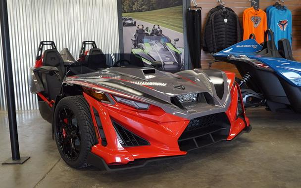 2026 Polaris Slingshot® R Manual Radiant Gray with Indy Red Pearl