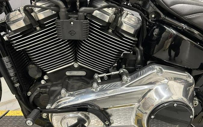 2025 Harley-Davidson® FXBB - Street Bob®