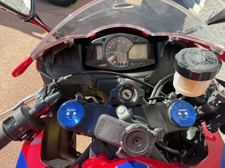 2024 Honda CBR600RR ABS