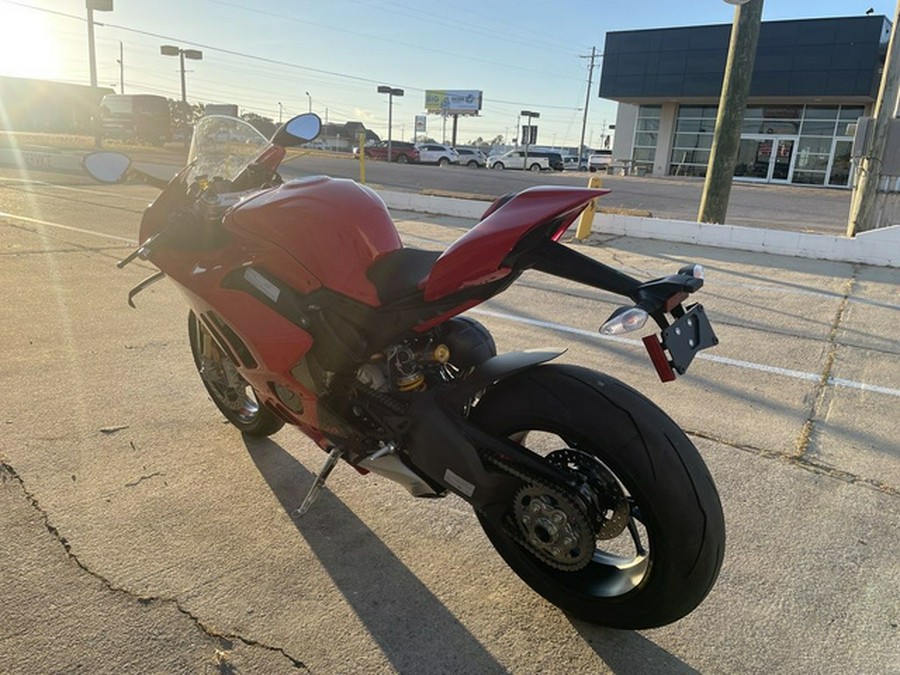 2024 Ducati Panigale V4 S Red