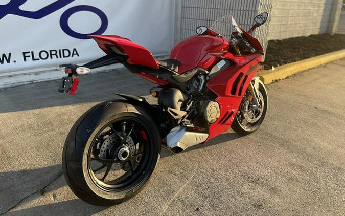 2024 Ducati Panigale V4 S Red