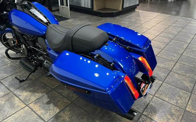 FLTRX 2024 Road Glide®