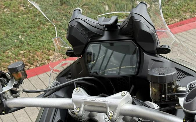 2025 Ducati Multistrada V2 S Storm Green