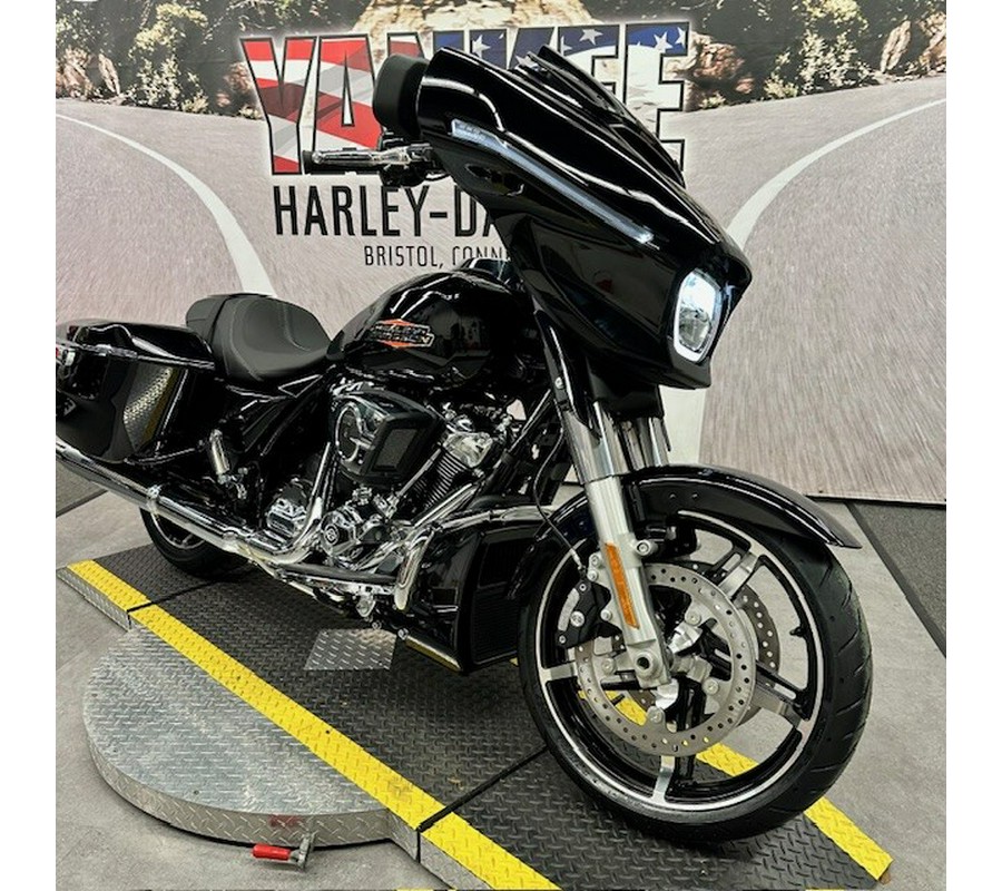 2024 FLHX Street Glide®