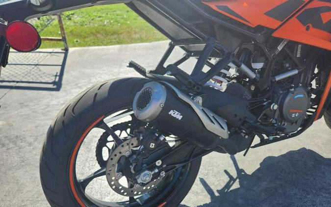 2022 KTM RC 390