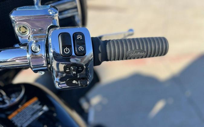 2025 Indian Motorcycle® Roadmaster® Elite Springfield Blue Candy