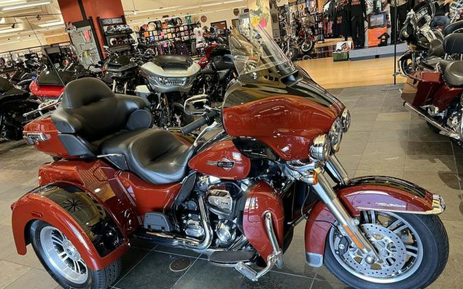 2024 Harley-Davidson Trike FLHTCUTG - Tri Glide Ultra