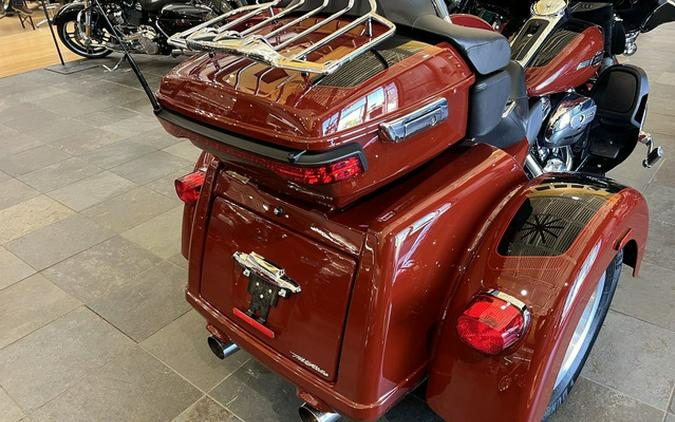 2024 Harley-Davidson Trike FLHTCUTG - Tri Glide Ultra