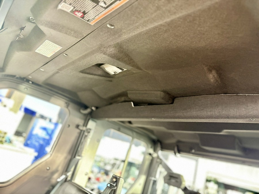 2027 Polaris Ranger Crew XP 1000 Cab