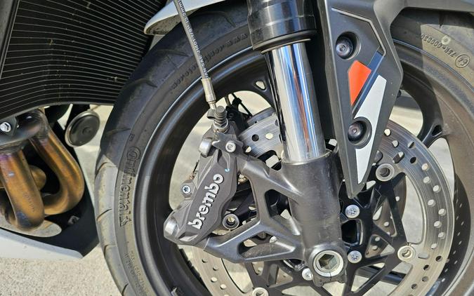 2025 Triumph Street Triple 765 R